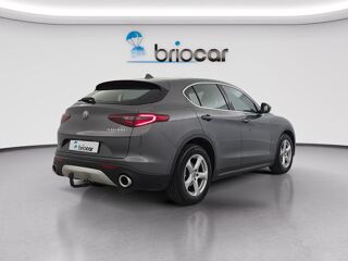 Stelvio 2.2 Diesel 150ch Super AT8 + Cam&eacute;ra de recul + Attelage 2018 occasion 35170 Bruz