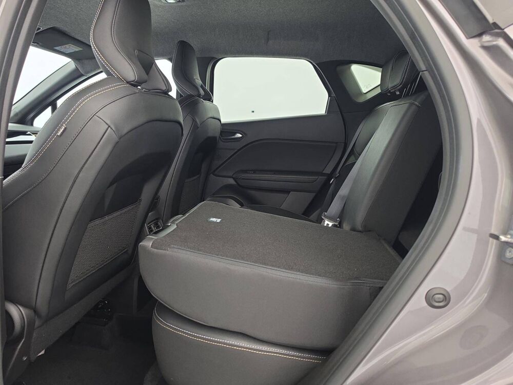 Captur E-Tech full hybrid 145 Engineered 5p 2023 occasion 35170 Bruz