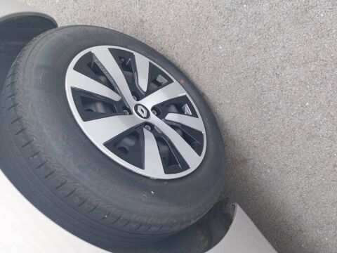 Clio TCe 90 Equilibre 5p 2023 occasion 35170 Bruz