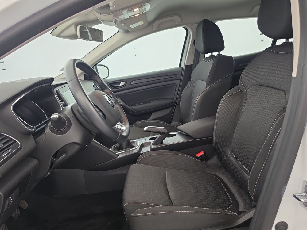 M&eacute;gane IV Berline Blue dCi 115 Business 5p 2020 occasion 35170 Bruz