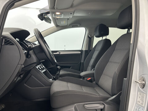 Touran 1.6 TDI 115 BMT 7pl Confortline Business 5p 2018 occasion 35170 Bruz