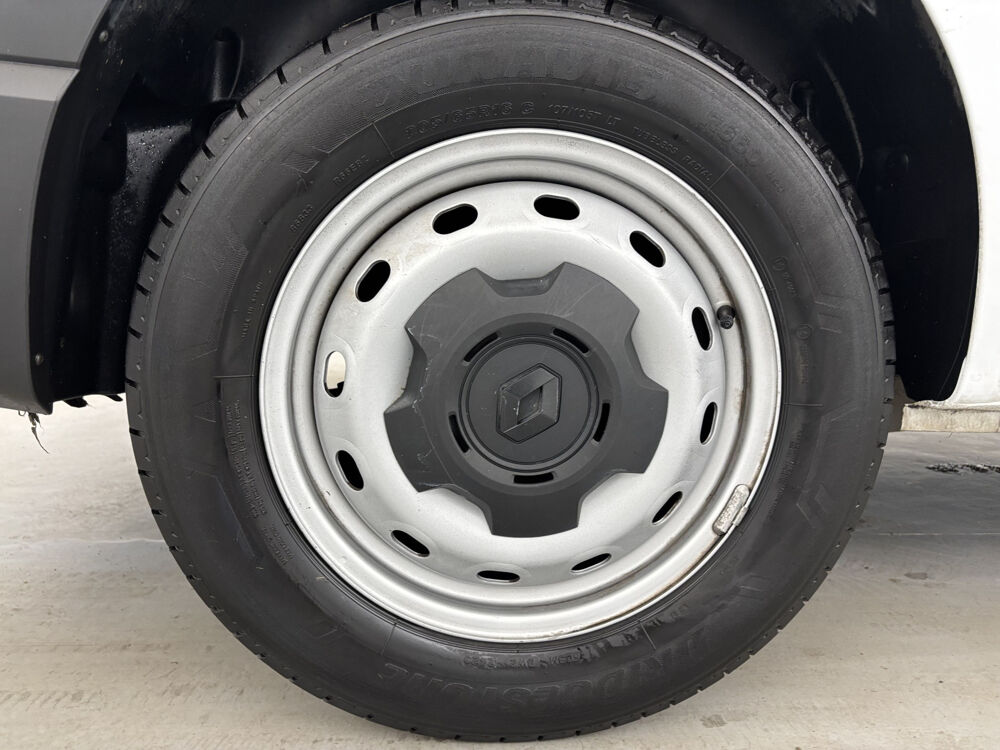 Trafic TRAFIC FGN L1H1 2800 KG BLUE DCI 110 CONFORT 4p 2023 occasion 35170 Bruz
