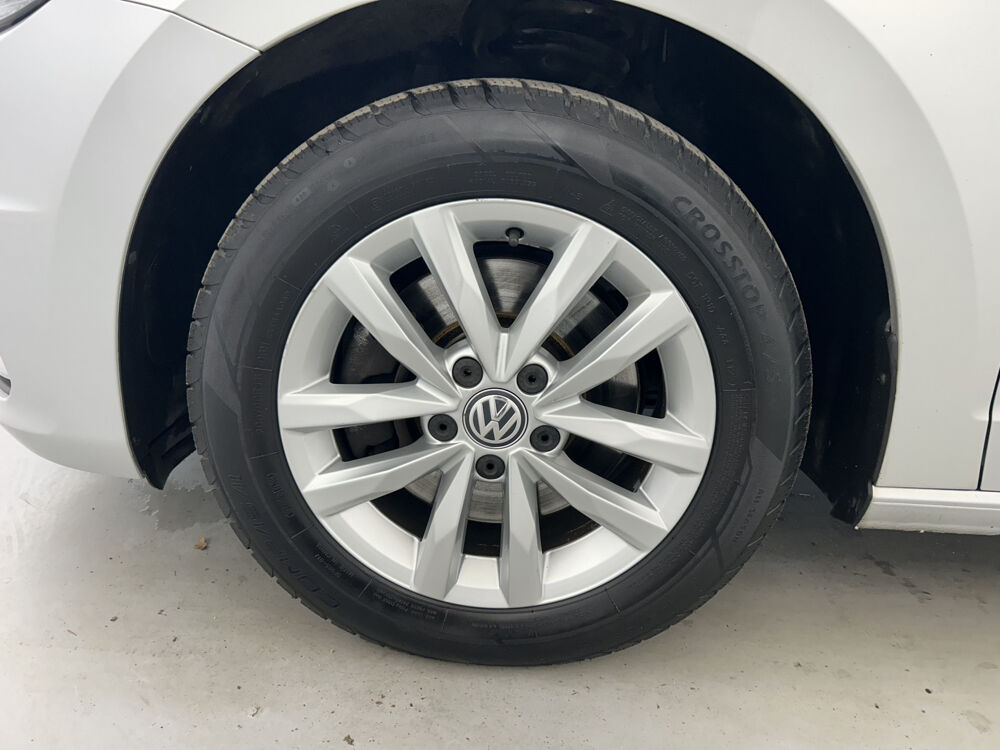 Touran 1.6 TDI 115 BMT 7pl Confortline Business 5p 2018 occasion 35170 Bruz