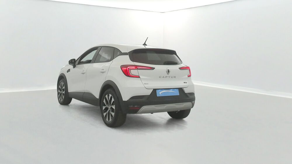 Captur E-Tech full hybrid 145 Evolution 5p 2023 occasion 35170 Bruz