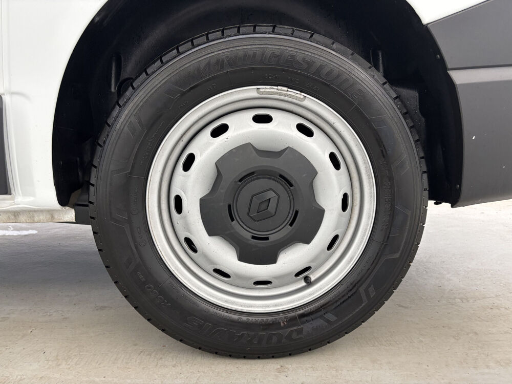 Trafic TRAFIC FGN L1H1 2800 KG BLUE DCI 110 CONFORT 4p 2023 occasion 35170 Bruz