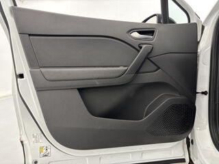 Captur E-Tech full hybrid 145 Evolution 5p 2023 occasion 35170 Bruz