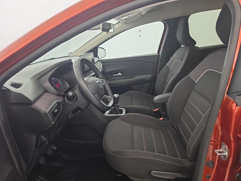 Jogger 1.0 TCe 110ch SL Extreme 7 places + Si&egrave;ges chauffants 2022 occasion 35170 Bruz