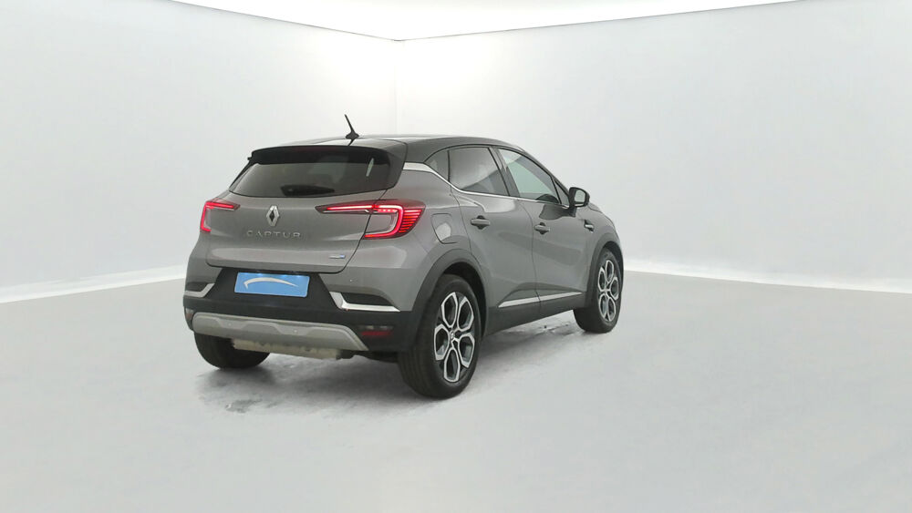 Captur E-Tech Plug-in 160 21 Intens 5p 2022 occasion 35170 Bruz