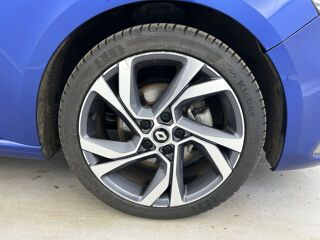 M&eacute;gane 1.6 E-Tech Plug-in 160ch RS Line Sur&eacute;quip&eacute;e 2021 occasion 35170 Bruz