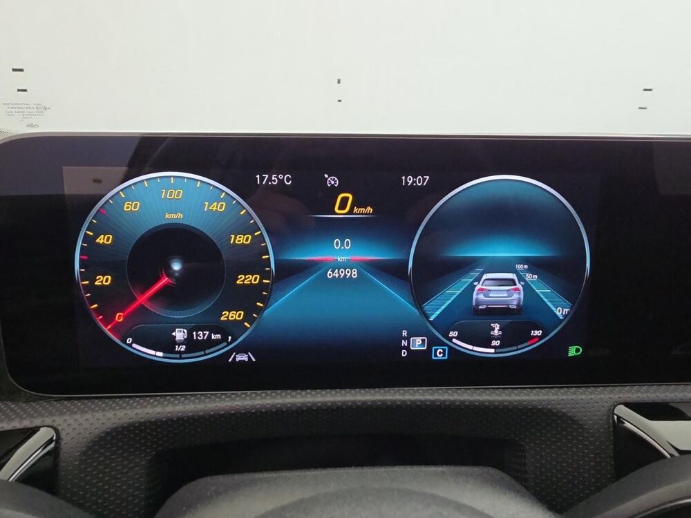 Classe A 200 163ch AMG Line 7G-DCT Sur&eacute;quip&eacute;e + Toit Ouvrant 2022 occasion 35170 Bruz