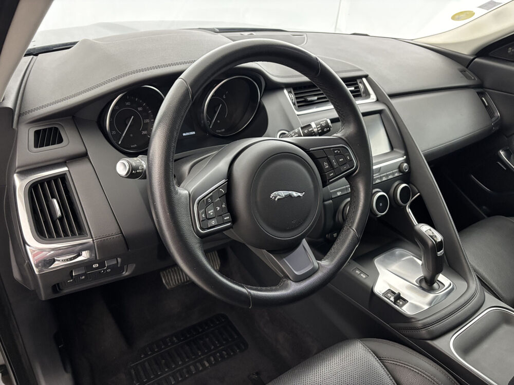 E-PACE 2.0D 150ch SE AWD BVA9 2018 occasion 35170 Bruz