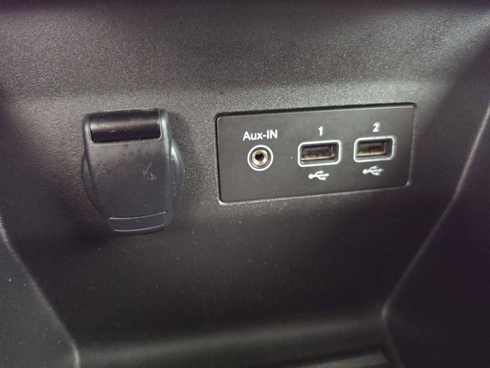 Clio CLIO SOCIETE E-TECH 140 21N BUSINESS REVERSIBLE 5p 2022 occasion 35170 Bruz