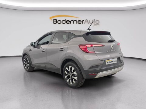 Captur E-Tech full hybrid 145 Evolution 5p 2022 occasion 35170 Bruz