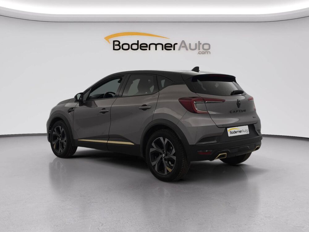 Captur E-Tech full hybrid 145 Engineered 5p 2023 occasion 35170 Bruz