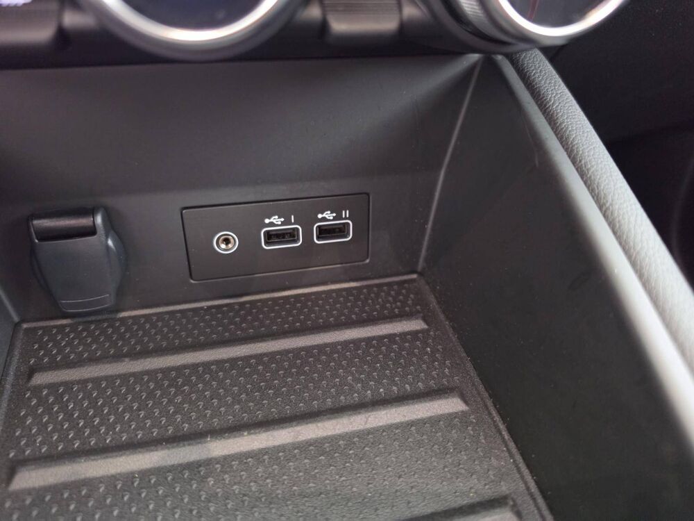 Captur E-Tech full hybrid 145 Engineered 5p 2023 occasion 35170 Bruz
