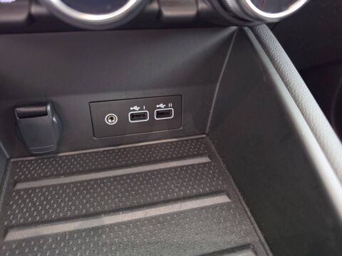 Captur E-Tech full hybrid 145 Engineered 5p 2023 occasion 35170 Bruz