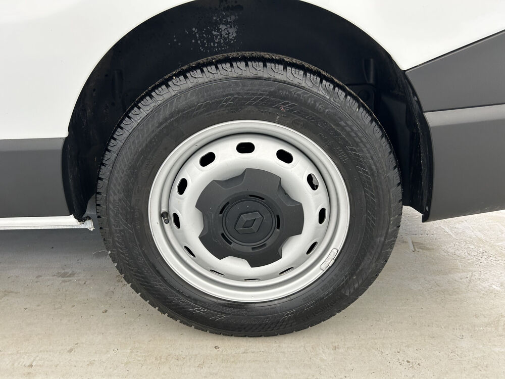Trafic TRAFIC FGN L2H1 3000 KG BLUE DCI 130 CONFORT 4p 2023 occasion 35170 Bruz