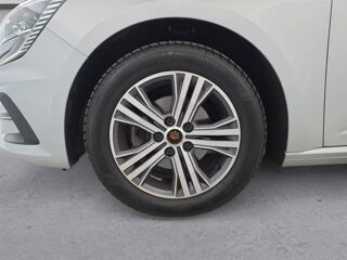 M&eacute;gane TCe 140 Evolution 5p 2022 occasion 35170 Bruz