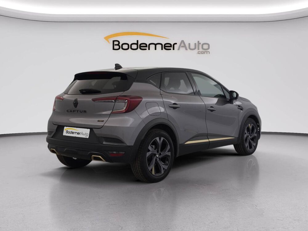 Captur E-Tech full hybrid 145 Engineered 5p 2023 occasion 35170 Bruz