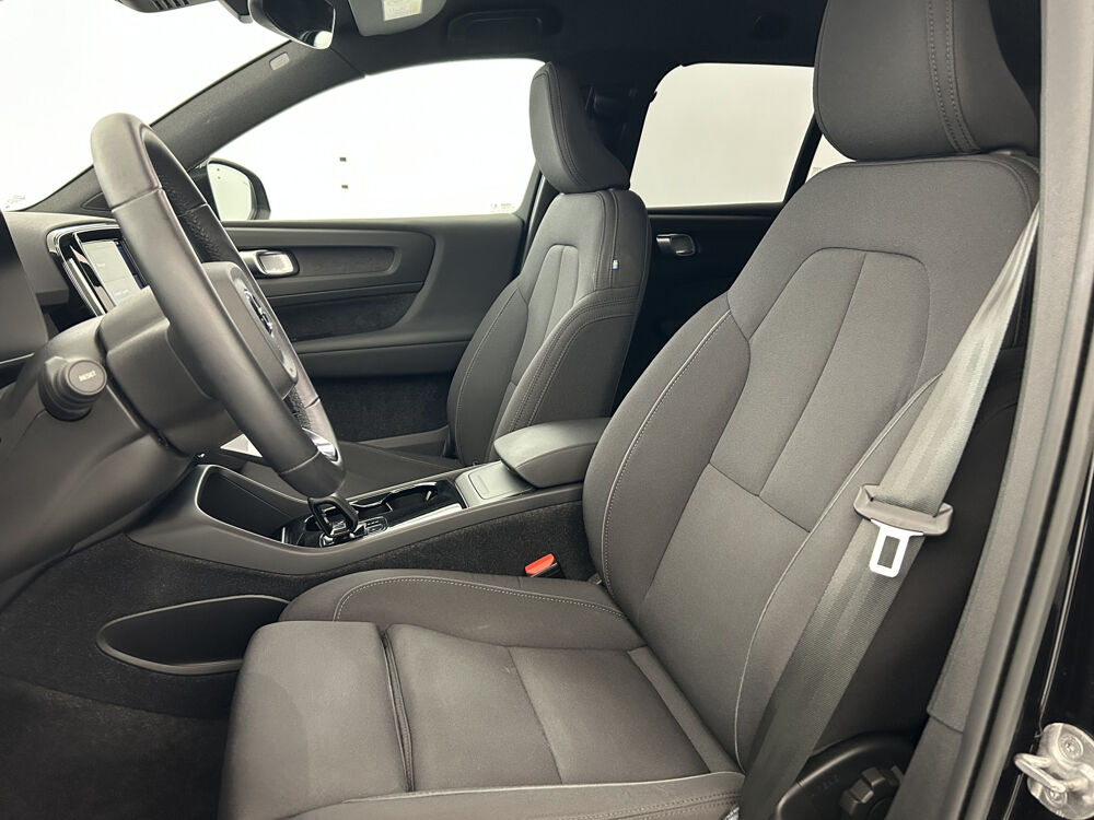 XC40 Recharge 231ch Plus EDT + Pack Hiver avec pompe &agrave; chaleur 2022 occasion 35170 Bruz
