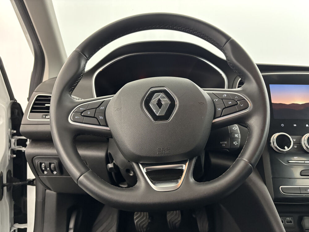 M&eacute;gane BLUE DCI 115 AIR NAV REVERSIBLE 5p 2022 occasion 35170 Bruz