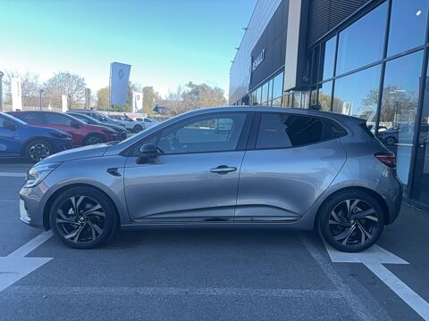Clio E-Tech full hybrid 145 Engineered 5p 2022 occasion 35170 Bruz
