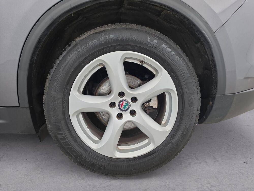 Stelvio 2.2 Diesel 150ch Super AT8 + Cam&eacute;ra de recul + Attelage 2018 occasion 35170 Bruz