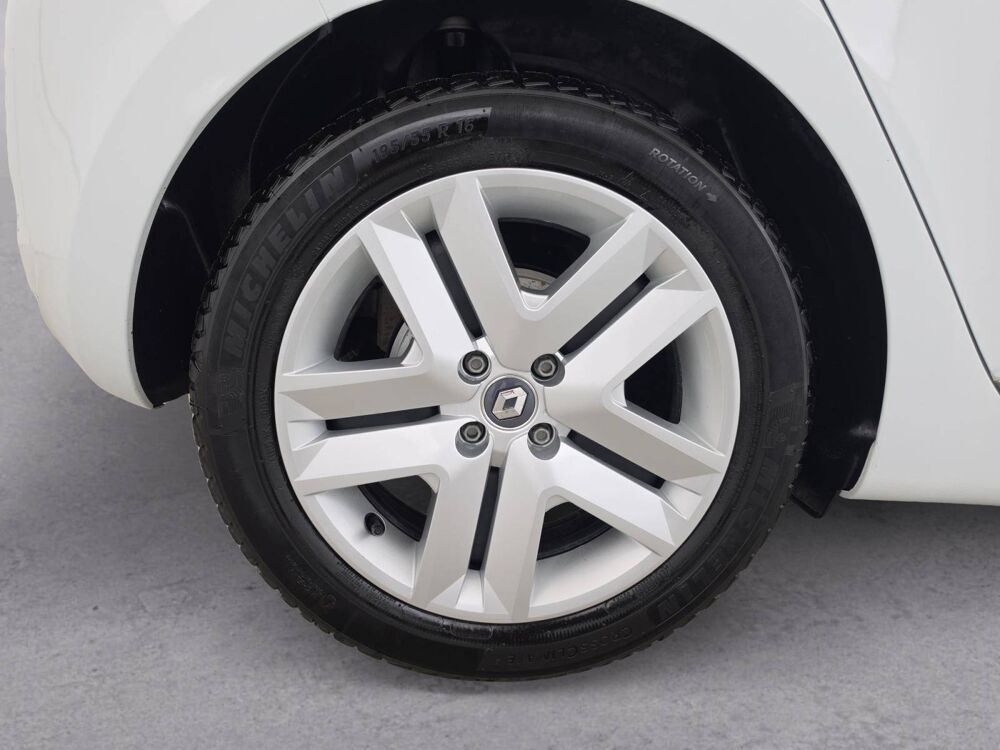 Clio CLIO SOCIETE E-TECH 140 21N BUSINESS REVERSIBLE 5p 2022 occasion 35170 Bruz