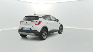 Captur E-Tech full hybrid 145 Evolution 5p 2023 occasion 35170 Bruz