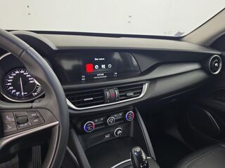 Stelvio 2.2 Diesel 150ch Super AT8 + Cam&eacute;ra de recul + Attelage 2018 occasion 35170 Bruz