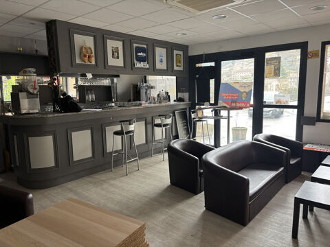Vend Mur et fonds de commerce h&ocirc;tel restaurant 2 * - Ard&egrave;che verte - 6 chambres, 80 couverts + terrasse , park 378000 07310 Arcens