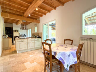  Propriété/château à vendre 7 pièces 130 m²