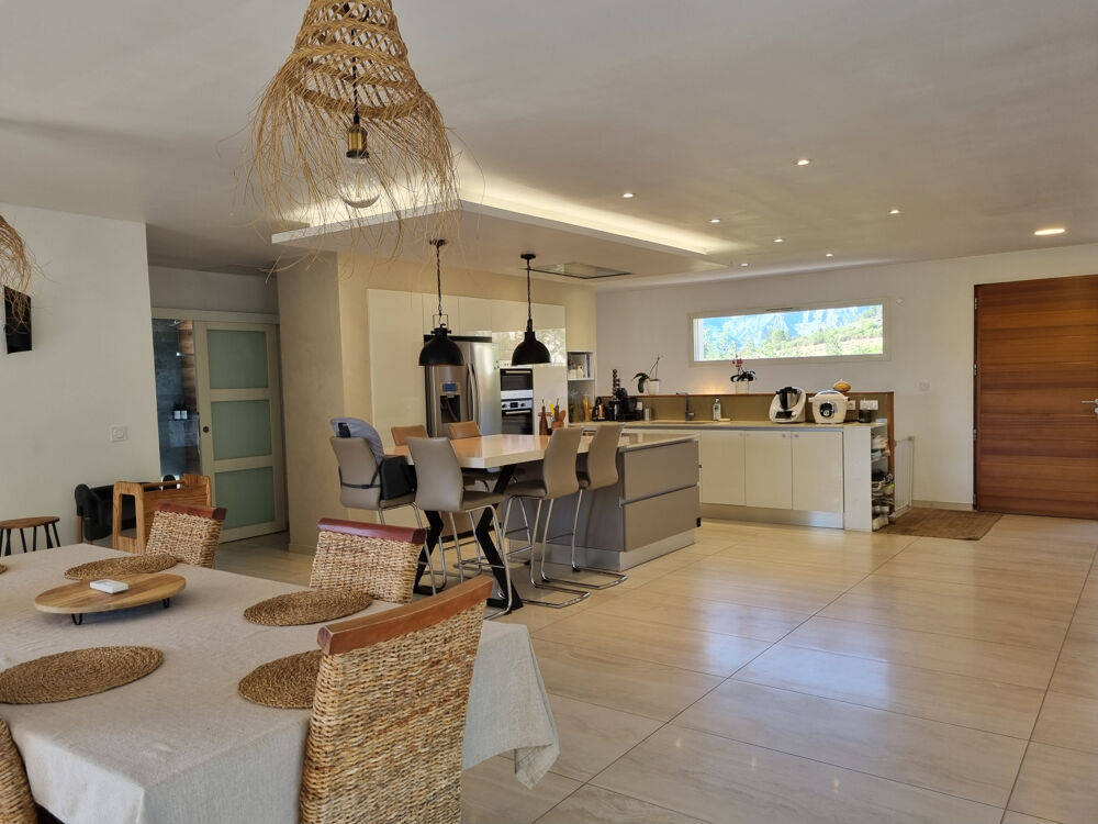 Vente Maison Maison récente de plain pied avec un garage de 120 m2 Claret