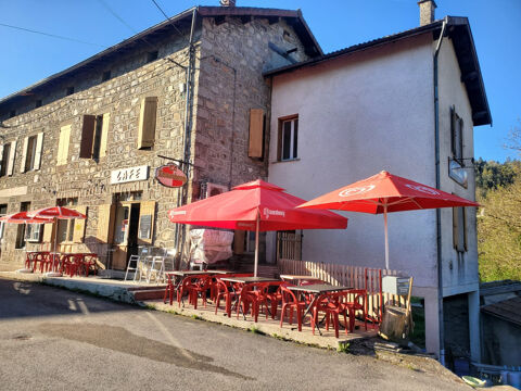 &Agrave; vendre &agrave; Arcens (Ard&egrave;che) - Murs et fonds de commerce : bar, restaurant, chambres d'h&ocirc;tes 444400 07310 Arcens