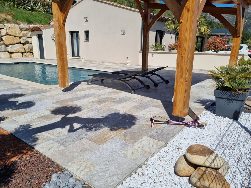 � vendre  Maison Sisteron (04200)