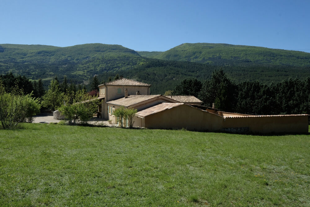 Maison 6 pièces 270 m² · à Sisteron · 270 m² · 570 000 €