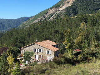  Proprit/chteau  vendre 15 + pices 600 m