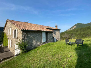 Proprit/chteau  vendre 15 + pices 600 m