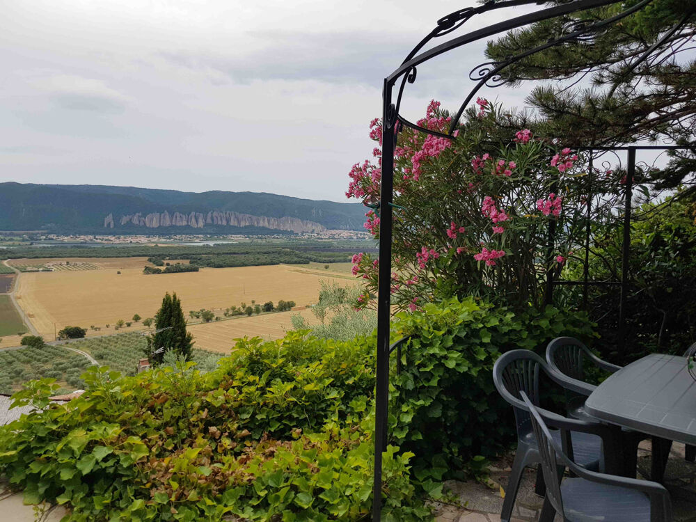 Vente Maison Maison de village avec terrasses Montfort