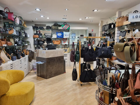 Fonds de commerce Maroquinerie 130000 04100 Manosque