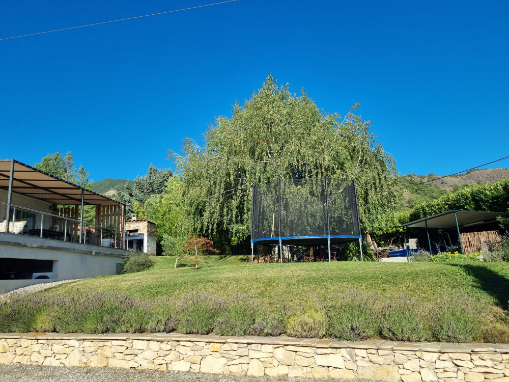 Vente Maison Maison récente de plain pied avec un garage de 120 m2 Claret