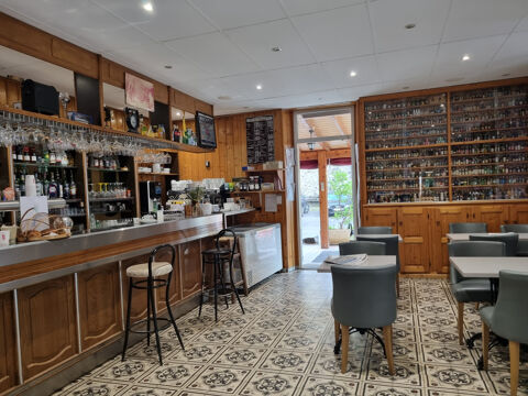 Murs et Fonds Bar restaurant  avec licence IV 594000 04370 Colmars