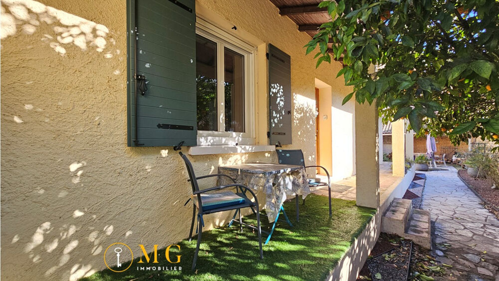 Vente Maison Maison 6 pièces environ 135 m2 Terrain 899m2 St gilles