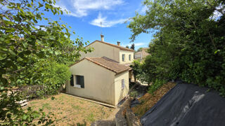 Vente Maison Maison 6 pièces environ 135 m2 Terrain 899m2 St gilles
