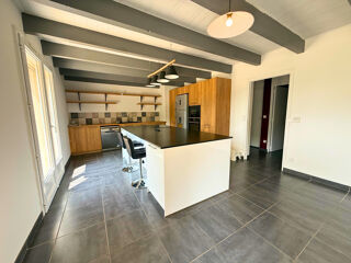  Maison � vendre 12 pi�ces 325 m�