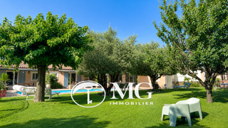  Maison à vendre 10 pièces 317 m²