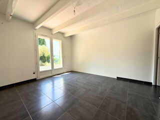  Maison � vendre 12 pi�ces 325 m�