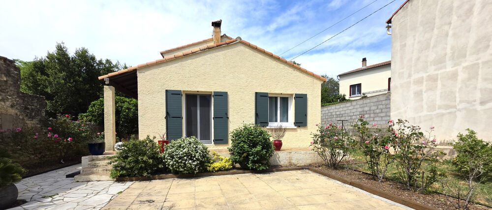 Vente Maison Maison 6 pièces environ 135 m2 Terrain 899m2 St gilles