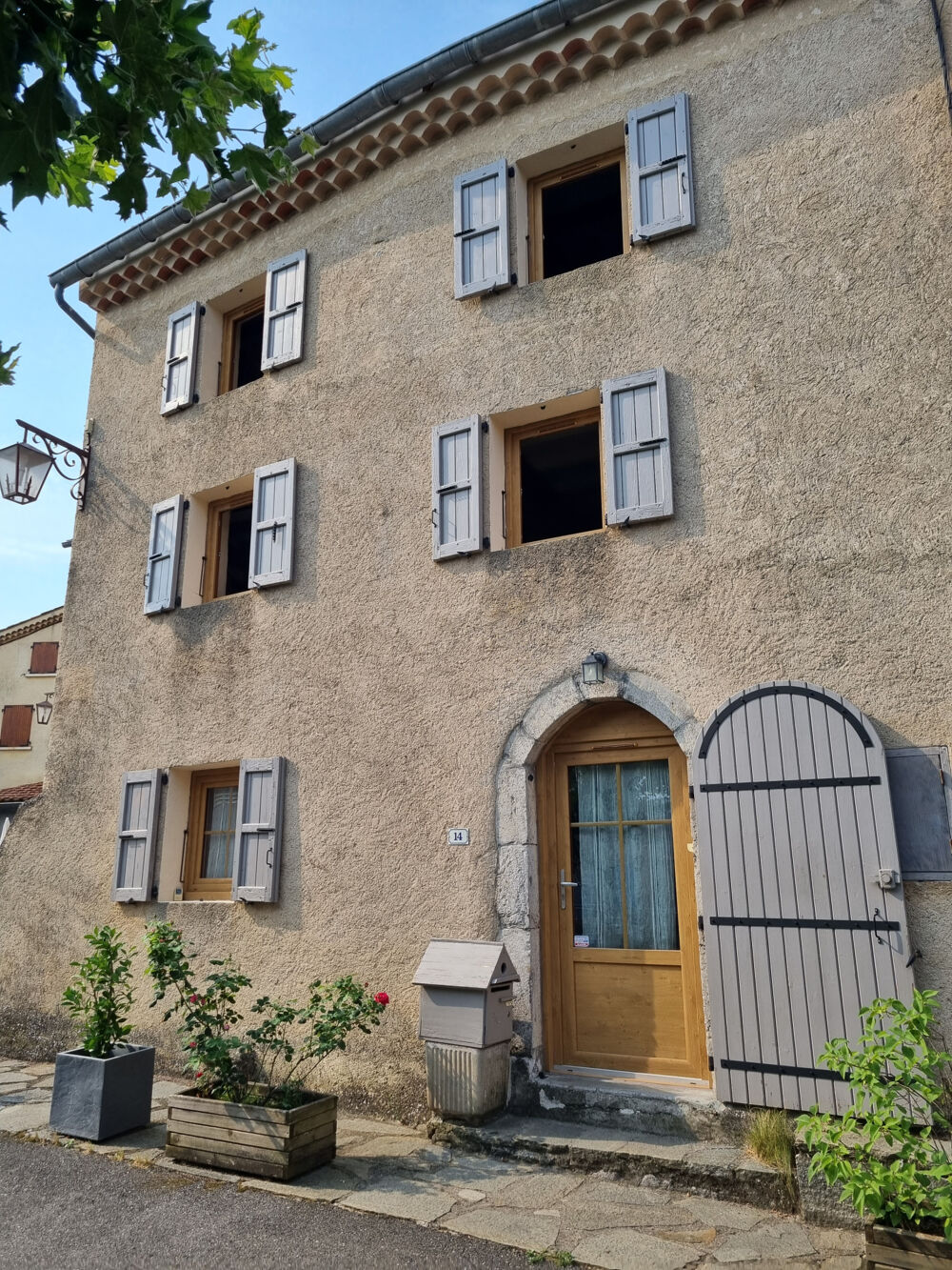 Maison de village avec garage