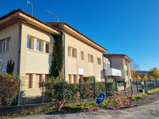  Maison � vendre 15 + pi�ces 1050 m�